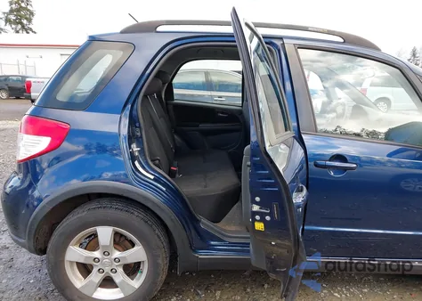 2011 Suzuki Sx4 Premium/Tech Valu Pkg (Nav) z USA, uszkodzony, nr VIN JS2YB5A32B6305377